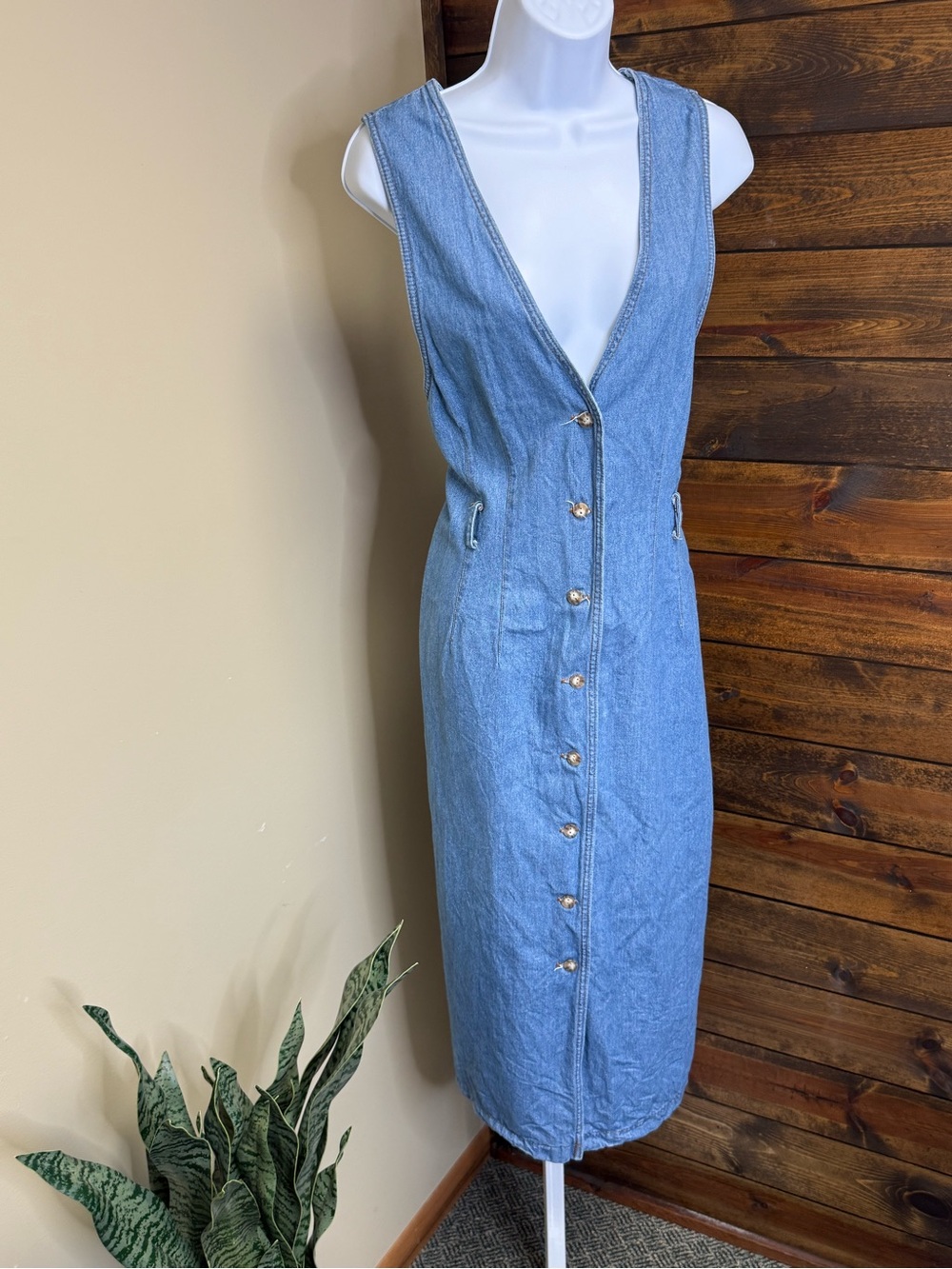 Hunt Club Vintage Blue Denim Dress cotton Size 14 full button front sleeveless